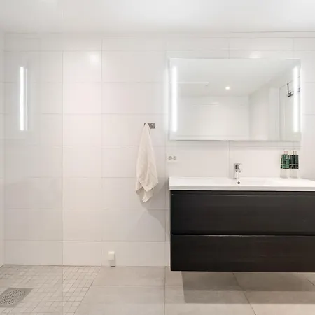 Aurora - Mountain View Apartment *