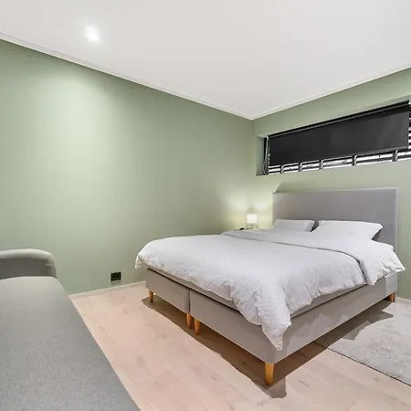 Aurora - Mountain View Apartment Stryn